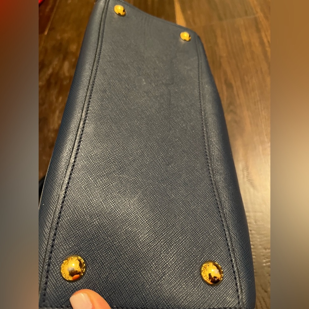 Prada Saffiano Crossbody Bag - Picture 2 of 6